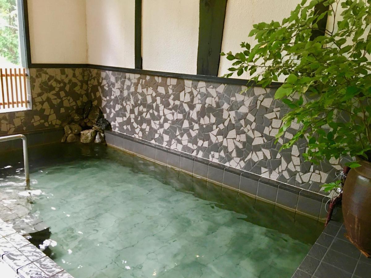 Готель Yamanosho Yuzawa  Екстер'єр фото